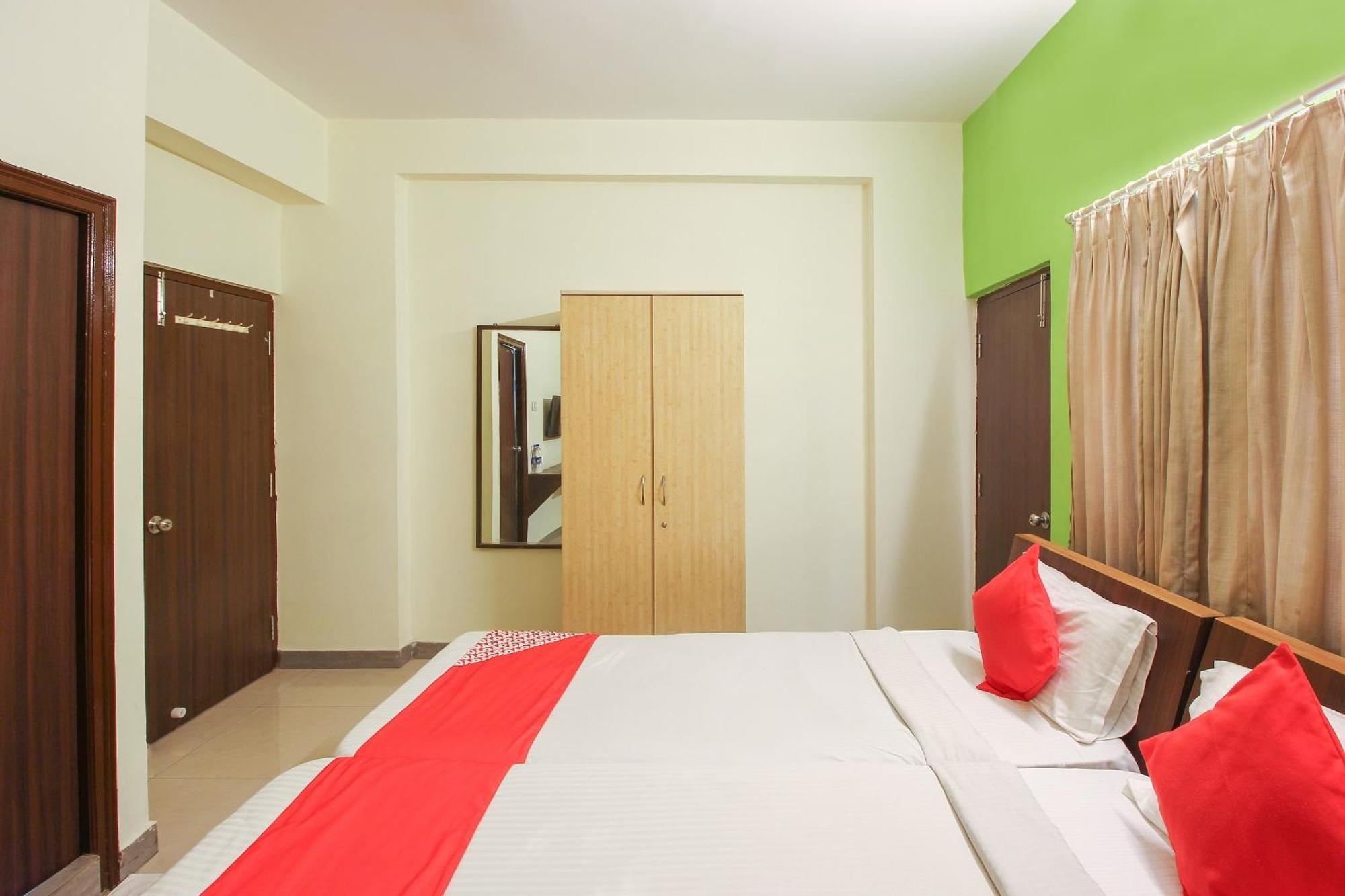 Super Collection O Begumpet Formerly Alpine Glow Sunrise حيدر أباد المظهر الخارجي الصورة