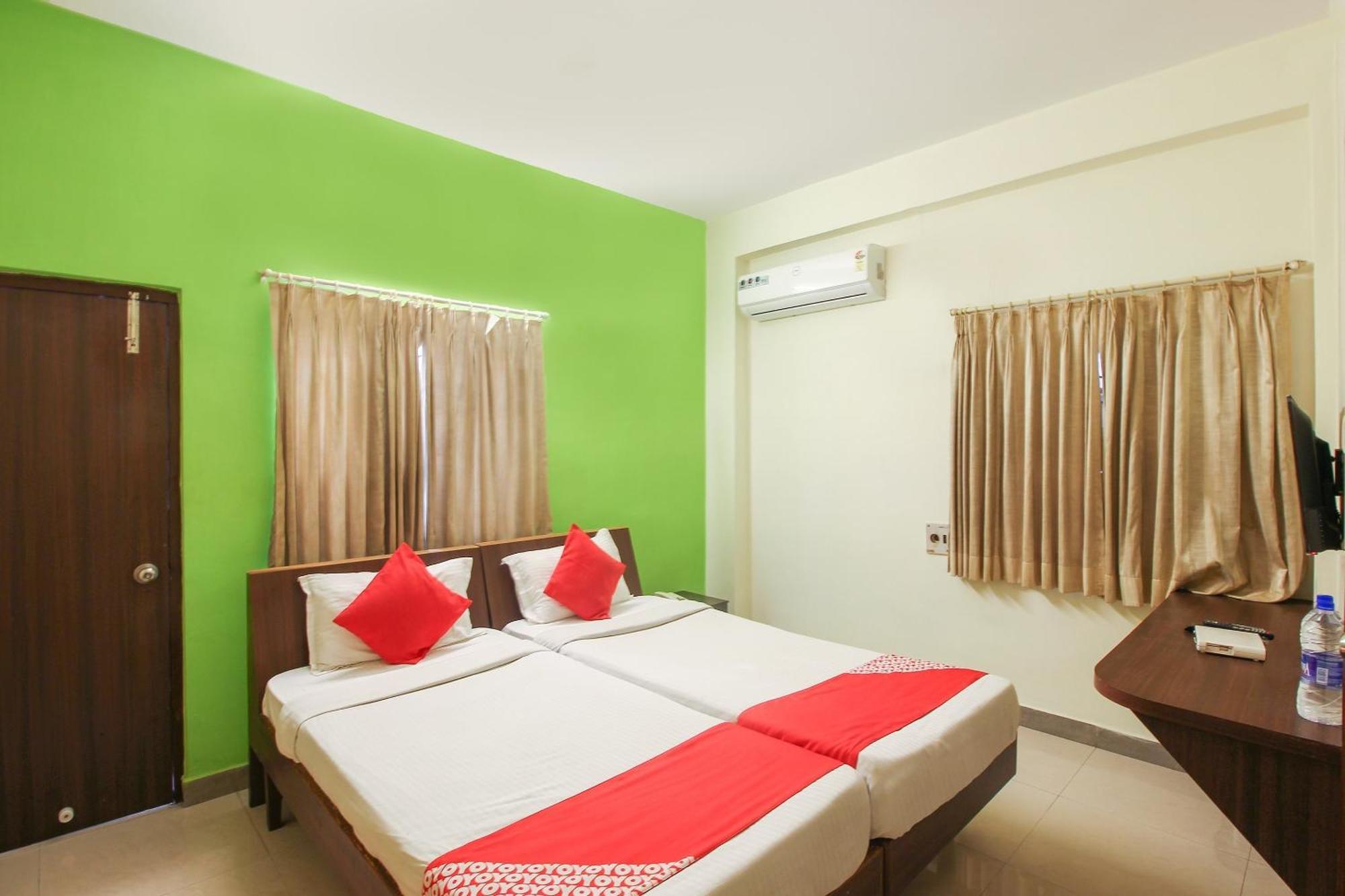Super Collection O Begumpet Formerly Alpine Glow Sunrise حيدر أباد المظهر الخارجي الصورة